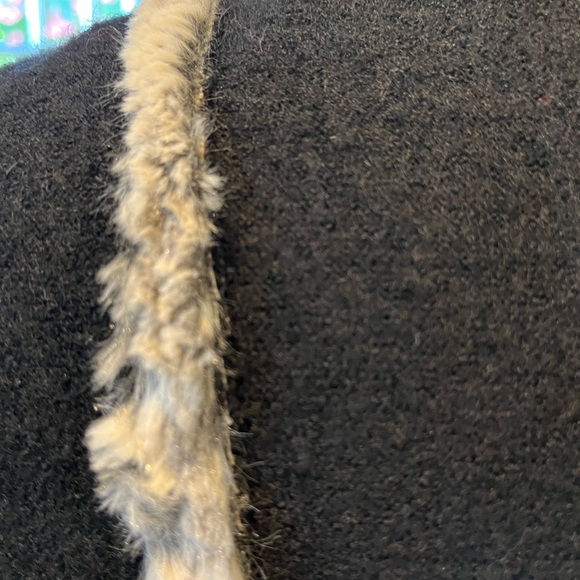 Like New ISLANDIC DESIGN beautiful coat/jacket sz M $350 - Picture 8 of 16